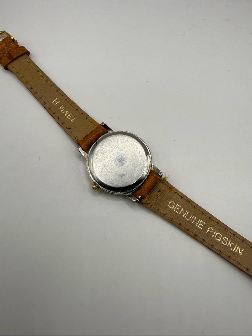 Vintage Mickey Mouse Disney Seiko Women's Watch (New Battery) Brown Band MC0174 - Picture 10 of 11